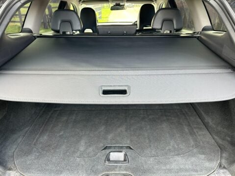 Volvo XC60 2.4 D5 SE Lux Nav Geartronic AWD Euro 5 5dr 17