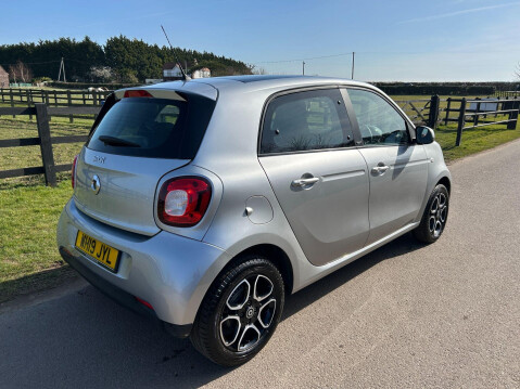 Smart Forfour 1.0 Prime Twinamic Euro 6 (s/s) 5dr 17