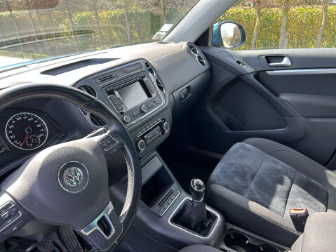 Volkswagen Tiguan 2.0 TDI BlueMotion Tech Match 2WD Euro 5 (s/s) 5dr 13
