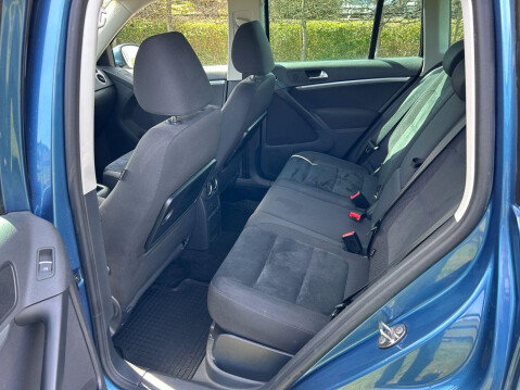 Volkswagen Tiguan 2.0 TDI BlueMotion Tech Match 2WD Euro 5 (s/s) 5dr 15
