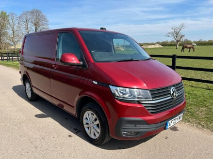 Volkswagen Transporter 2.0 TDI T28 Highline DSG FWD SWB Euro 6 (s/s) 5dr