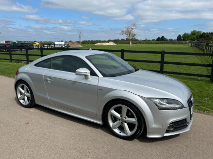 Audi TT 2.0 TFSI S line S Tronic quattro Euro 5 (s/s) 3dr