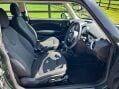 Mini Hatch 1.6 Cooper Euro 5 (s/s) 3dr 17
