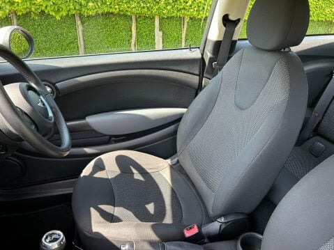 Mini Hatch 1.6 Cooper Euro 5 (s/s) 3dr 24