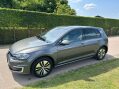 Volkswagen Golf 35.8kWh e-Golf Auto 5dr 2