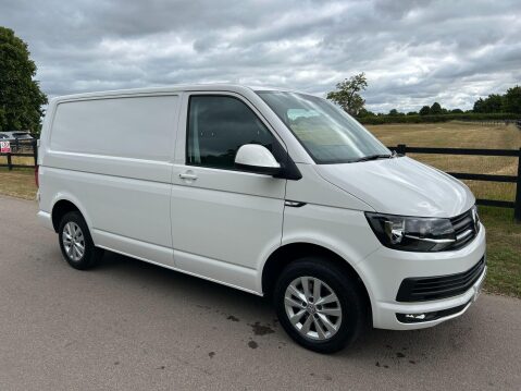 Volkswagen Transporter 2.0 TDI T30 BlueMotion Tech Highline FWD SWB Euro 6 (s/s) 5dr 1