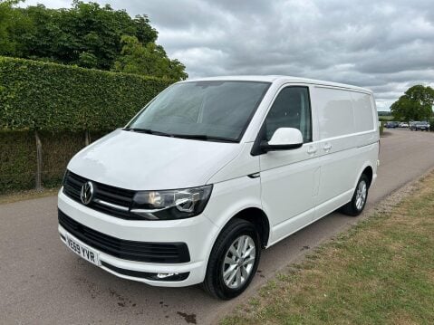 Volkswagen Transporter 2.0 TDI T30 BlueMotion Tech Highline FWD SWB Euro 6 (s/s) 5dr 2