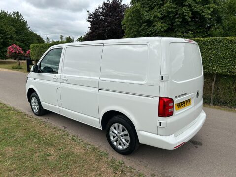 Volkswagen Transporter 2.0 TDI T30 BlueMotion Tech Highline FWD SWB Euro 6 (s/s) 5dr 3