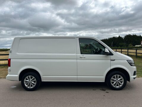 Volkswagen Transporter 2.0 TDI T30 BlueMotion Tech Highline FWD SWB Euro 6 (s/s) 5dr 10