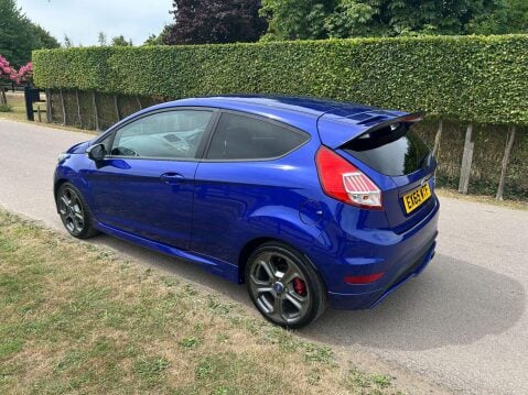 Ford Fiesta 1.6T EcoBoost ST-2 Euro 6 3dr 3