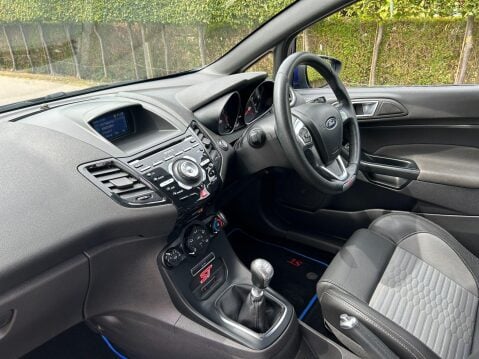 Ford Fiesta 1.6T EcoBoost ST-2 Euro 6 3dr 12