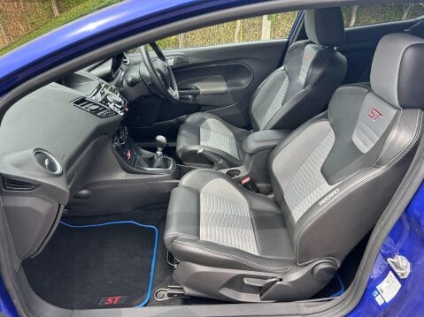Ford Fiesta 1.6T EcoBoost ST-2 Euro 6 3dr 20
