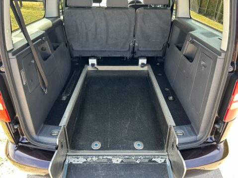 Volkswagen Caddy Maxi Life 1.6 TDI CR DSG Euro 5 5dr 27