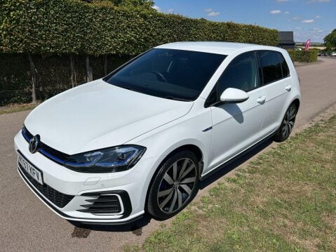 Volkswagen Golf 1.4 TSI 8.7kWh GTE Advance DSG Euro 6 (s/s) 5dr 2