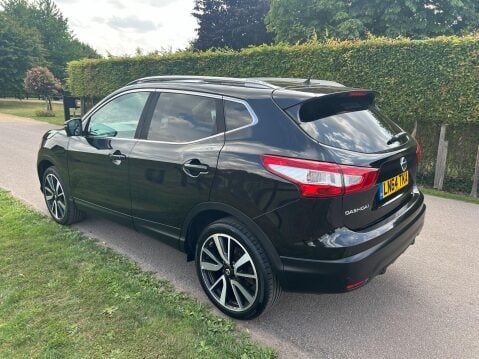 Nissan Qashqai 1.2 DIG-T Tekna 2WD Euro 5 (s/s) 5dr 3