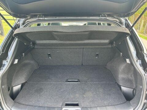 Nissan Qashqai 1.2 DIG-T Tekna 2WD Euro 5 (s/s) 5dr 20