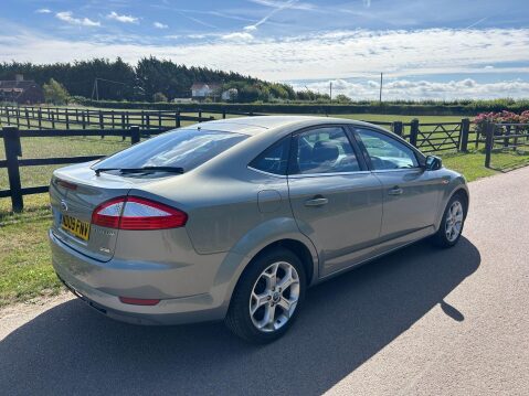 Ford Mondeo 1.8 TDCi Titanium 5dr 4
