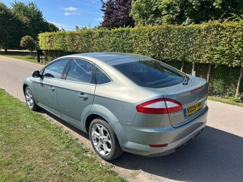 Ford Mondeo 1.8 TDCi Titanium 5dr 3