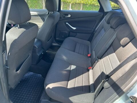 Ford Mondeo 1.8 TDCi Titanium 5dr 11