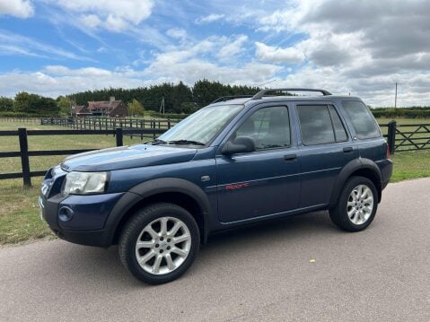 Land Rover Freelander 2.0 TD4 Sport 5dr 4