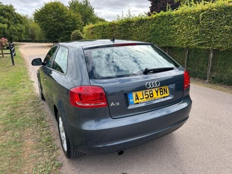 Audi A3 1.6 Special Edition 3dr 9