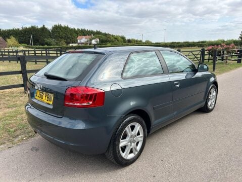 Audi A3 1.6 Special Edition 3dr 10