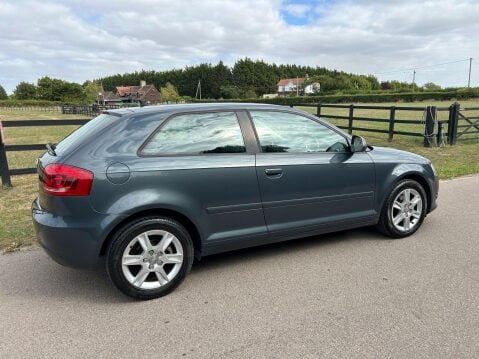 Audi A3 1.6 Special Edition 3dr 11