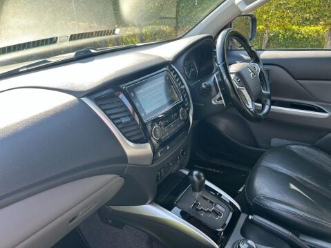 Mitsubishi L200 2.4 DI-D DC Warrior Auto 4WD Euro 6 4dr 13