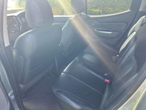 Mitsubishi L200 2.4 DI-D DC Warrior Auto 4WD Euro 6 4dr 21