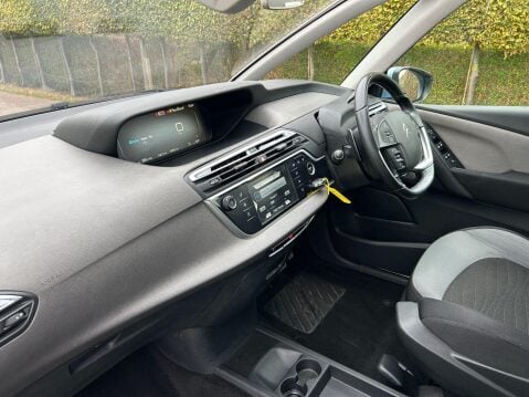 Citroen Grand C4 Picasso 1.6 e-HDi Airdream Exclusive ETG6 Euro 5 (s/s) 5dr 4