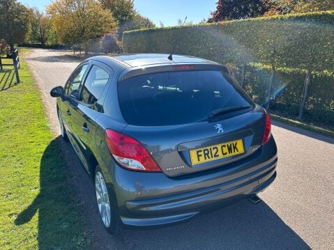 Peugeot 207 1.6 HDi Allure Euro 5 5dr 3