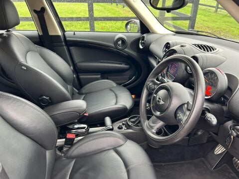 Mini Countryman 2.0 Cooper SD Auto ALL4 Euro 5 5dr 11