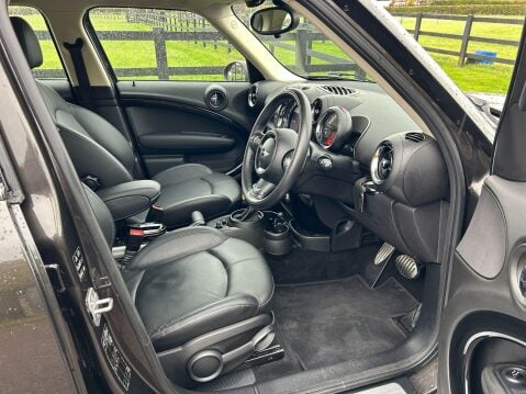 Mini Countryman 2.0 Cooper SD Auto ALL4 Euro 5 5dr 12