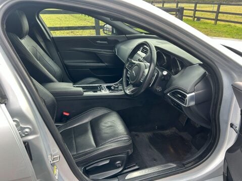 Jaguar XE 2.0d R-Sport Auto AWD Euro 6 (s/s) 4dr 22