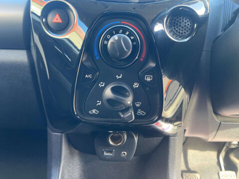 Citroen C1 1.2 C1 Flair PureTech 5dr 27