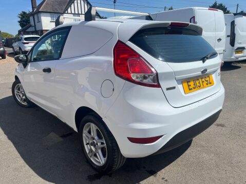 Ford Fiesta 1.5 Fiesta VAN Base TDCi 3dr 10