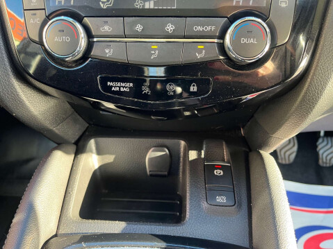 Nissan Qashqai 1.5 Qashqai Acenta Premium dCi 5dr 29