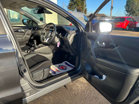 Nissan Qashqai 1.5 Qashqai Acenta Premium dCi 5dr 16