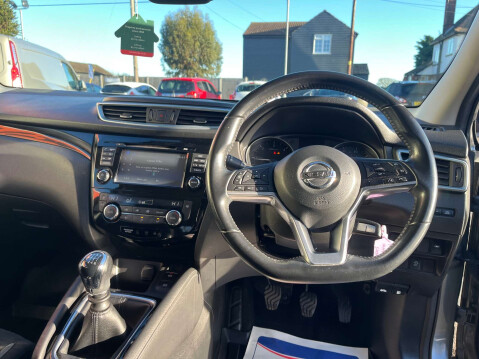 Nissan Qashqai 1.5 Qashqai Acenta Premium dCi 5dr 31