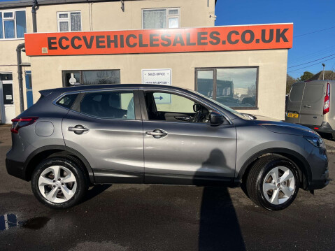 Nissan Qashqai 1.5 Qashqai Acenta Premium dCi 5dr 4