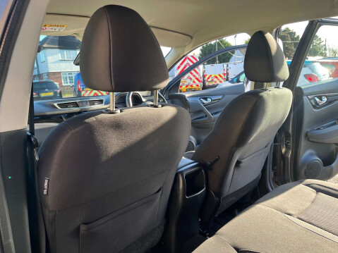 Nissan Qashqai 1.5 Qashqai Acenta Premium dCi 5dr 43
