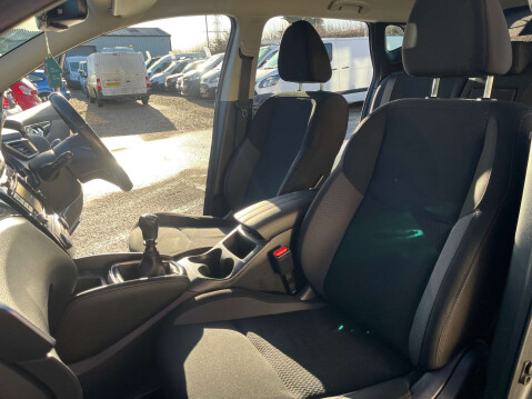 Nissan Qashqai 1.5 Qashqai Acenta Premium dCi 5dr 46