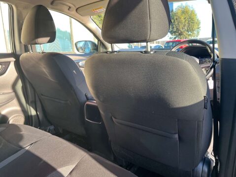 Nissan Qashqai 1.5 Qashqai Acenta Premium dCi 5dr 35