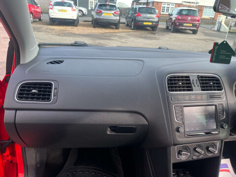 Volkswagen Polo 1.0 Polo SE 5dr 42