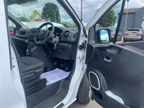 Vauxhall Vivaro 1.6 Vivaro 2700 Sport CDTi BT S/S 16