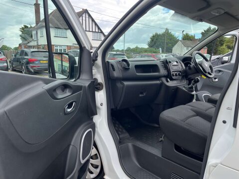 Vauxhall Vivaro 1.6 Vivaro 2700 Sport CDTi BT S/S 37