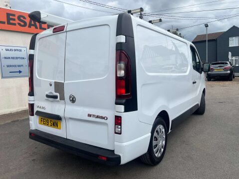 Vauxhall Vivaro 1.6 Vivaro 2700 Sport CDTi BT S/S 13