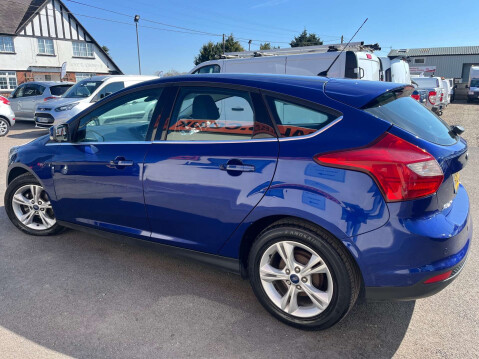 Ford Focus 1.6 Focus Zetec TDCI 5dr 9
