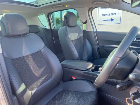Peugeot 3008 1.6 3008 Allure Blue HDi S/S Auto 5dr 18