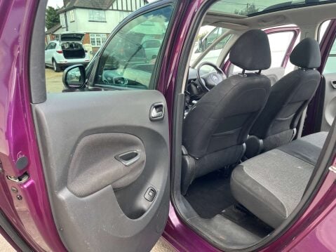Citroen C3 Picasso 1.6 C3 Picasso Platinum Blue HDi 5dr 33